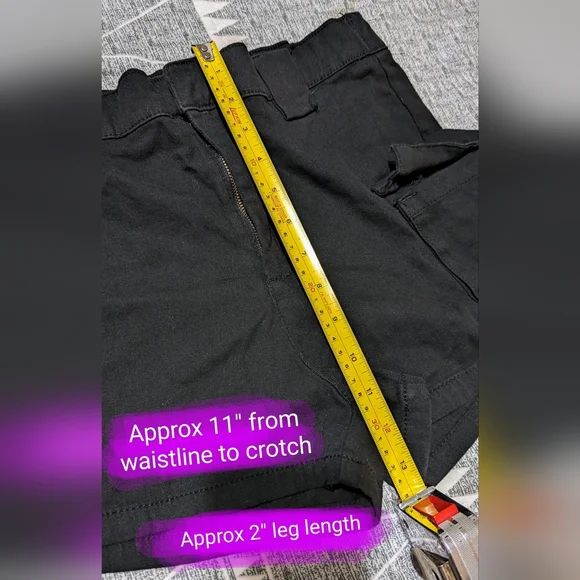 Ardene size small, black in colour, ladies cargo style shorts, GUC - Picture 7 of 8